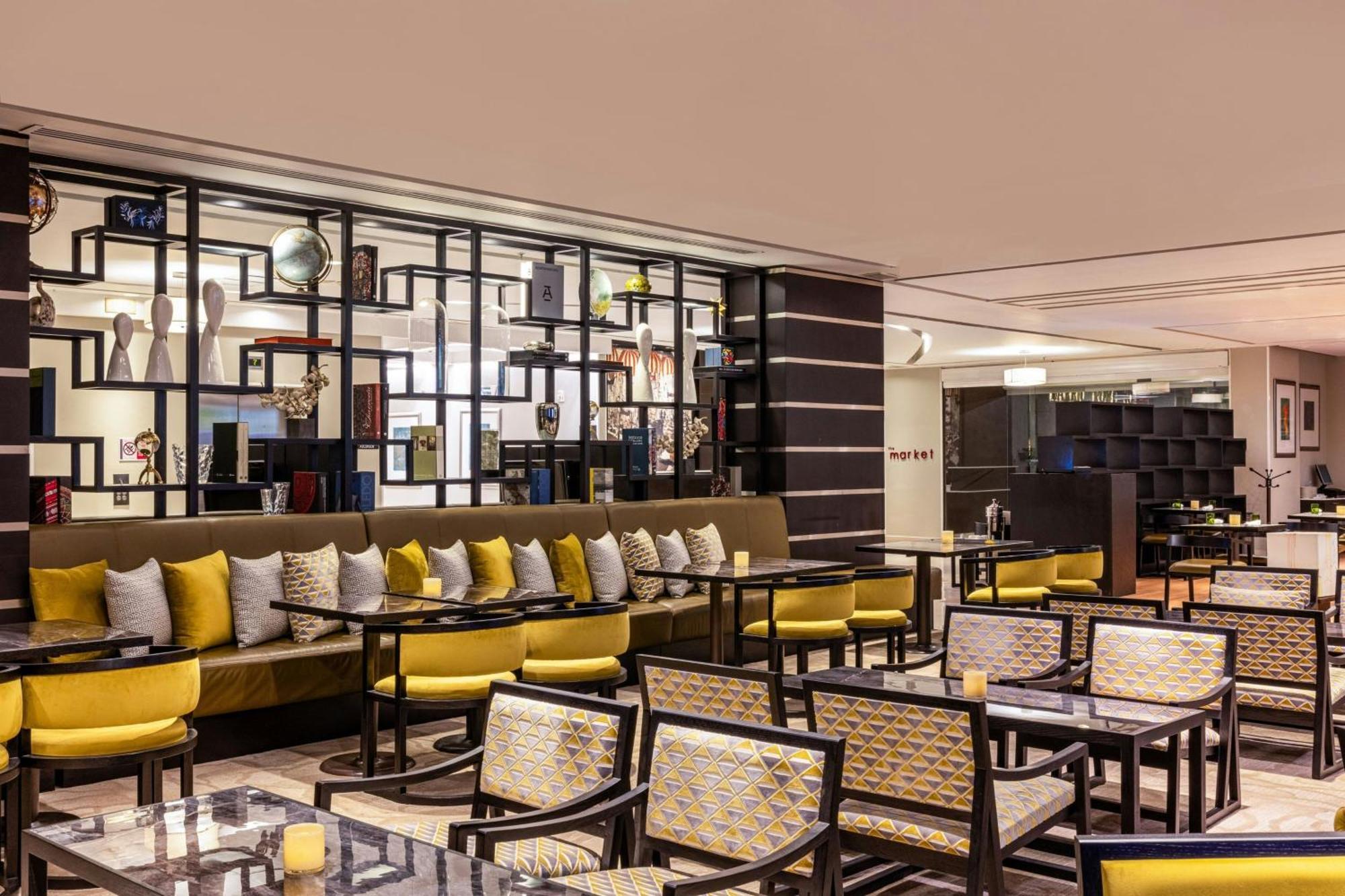 คอร์ตยาร์ด โตลูกา โตโยกัน Hotel โทลุกา ภายนอก รูปภาพ